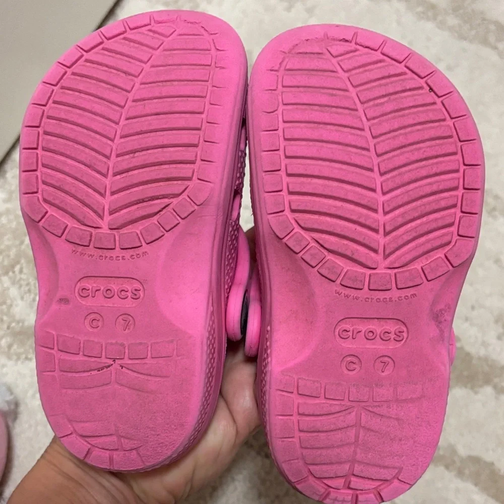 CROCS Kids Water Shoes in Bright Pink